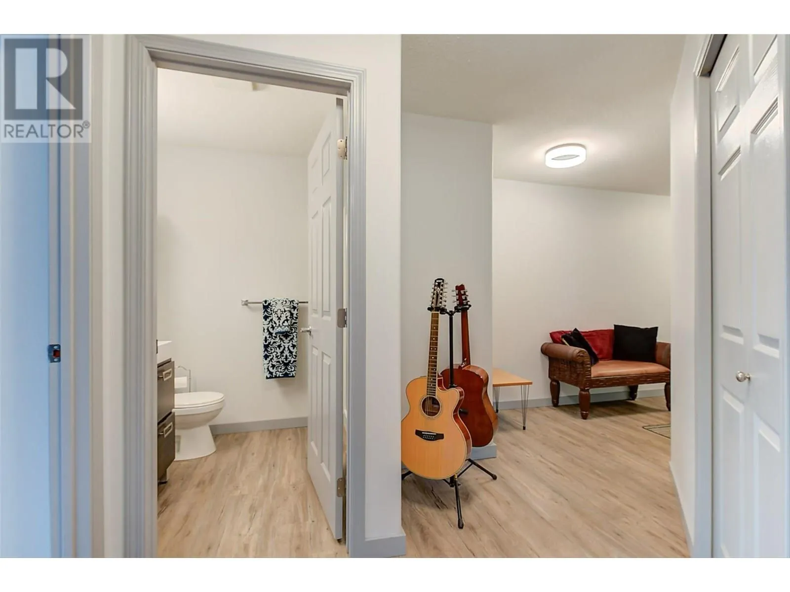 555 Houghton Road Unit# 205
