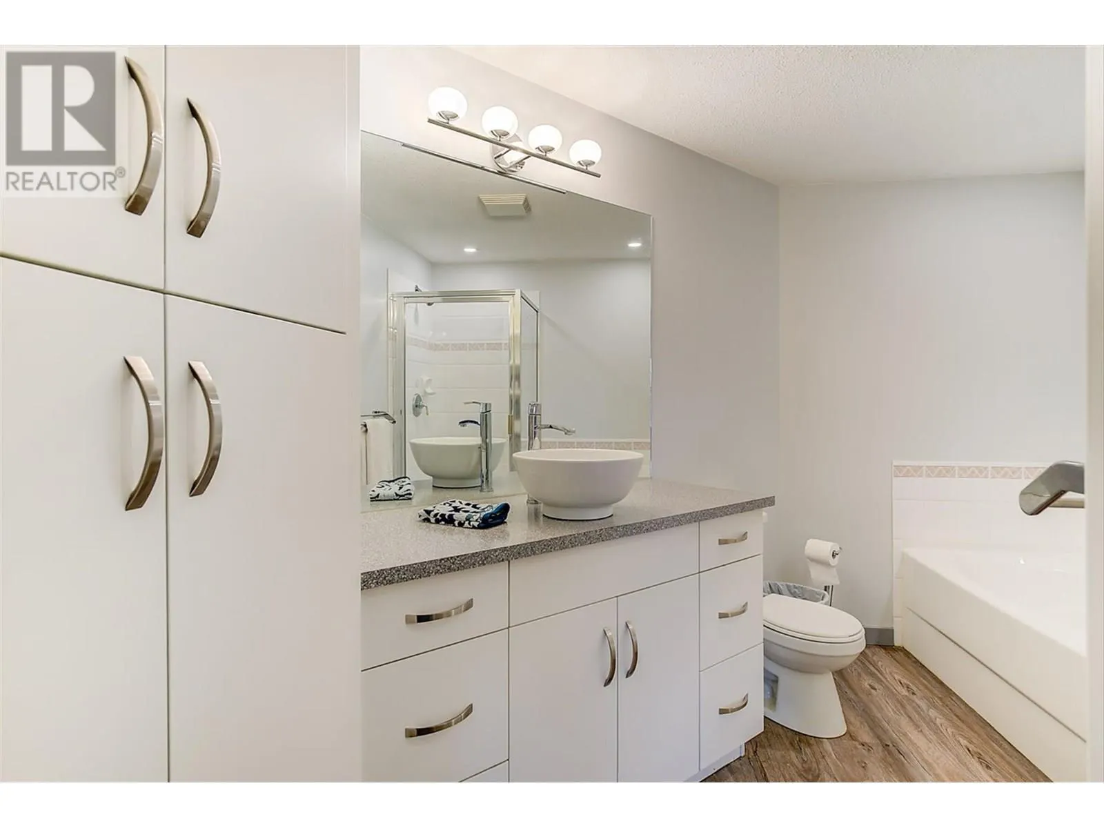 555 Houghton Road Unit# 205