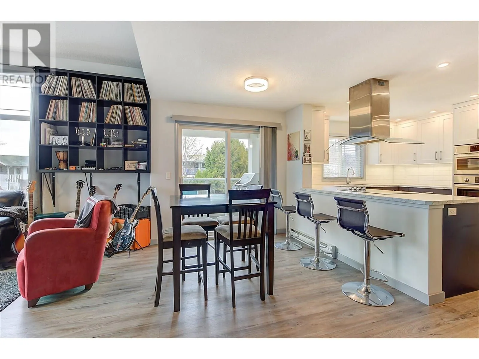 555 Houghton Road Unit# 205