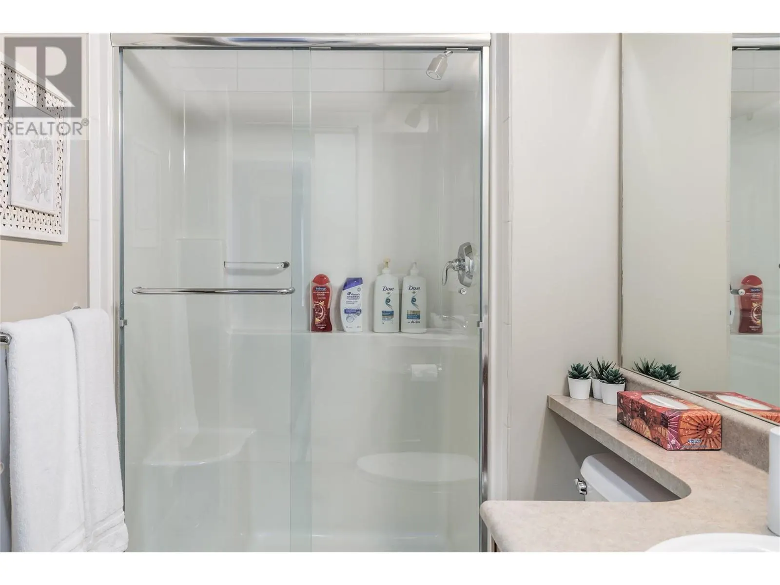 1093 Sunset Drive Unit# 105