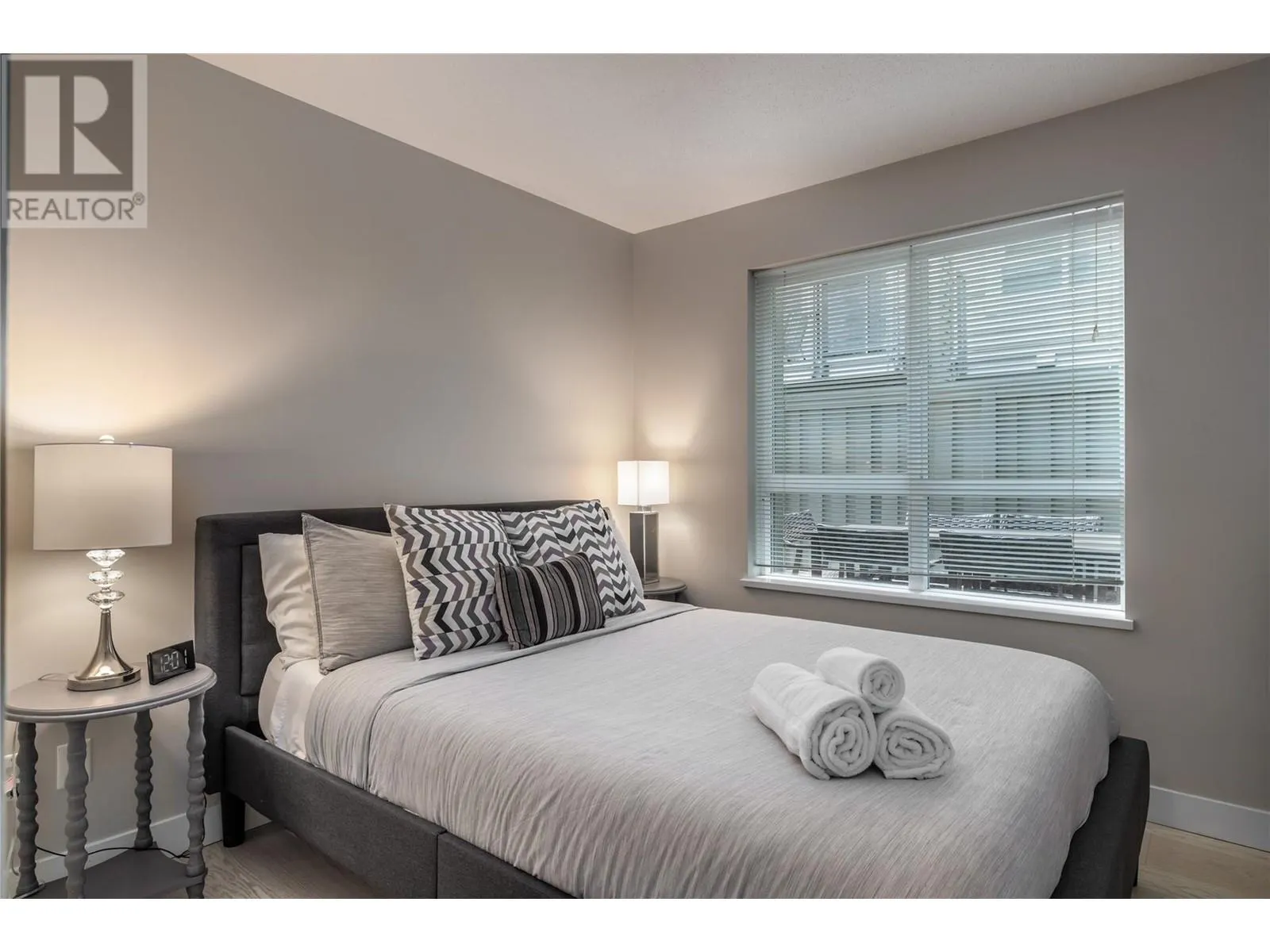 1093 Sunset Drive Unit# 105