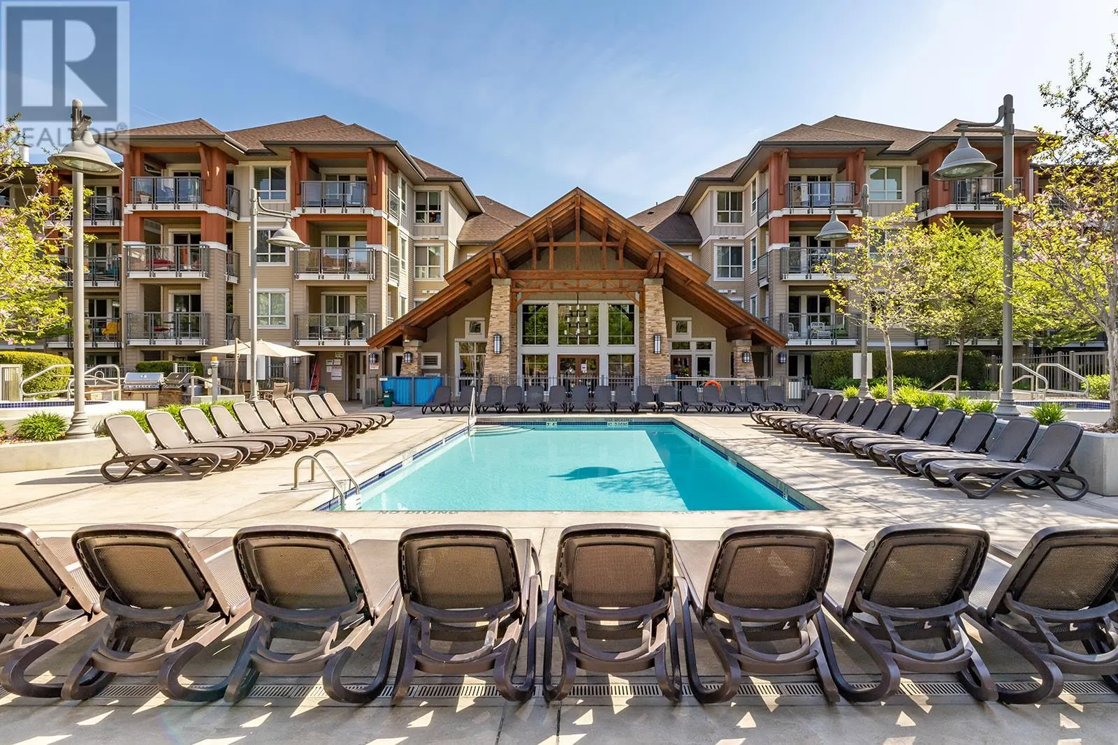1093 Sunset Drive Unit# 105
