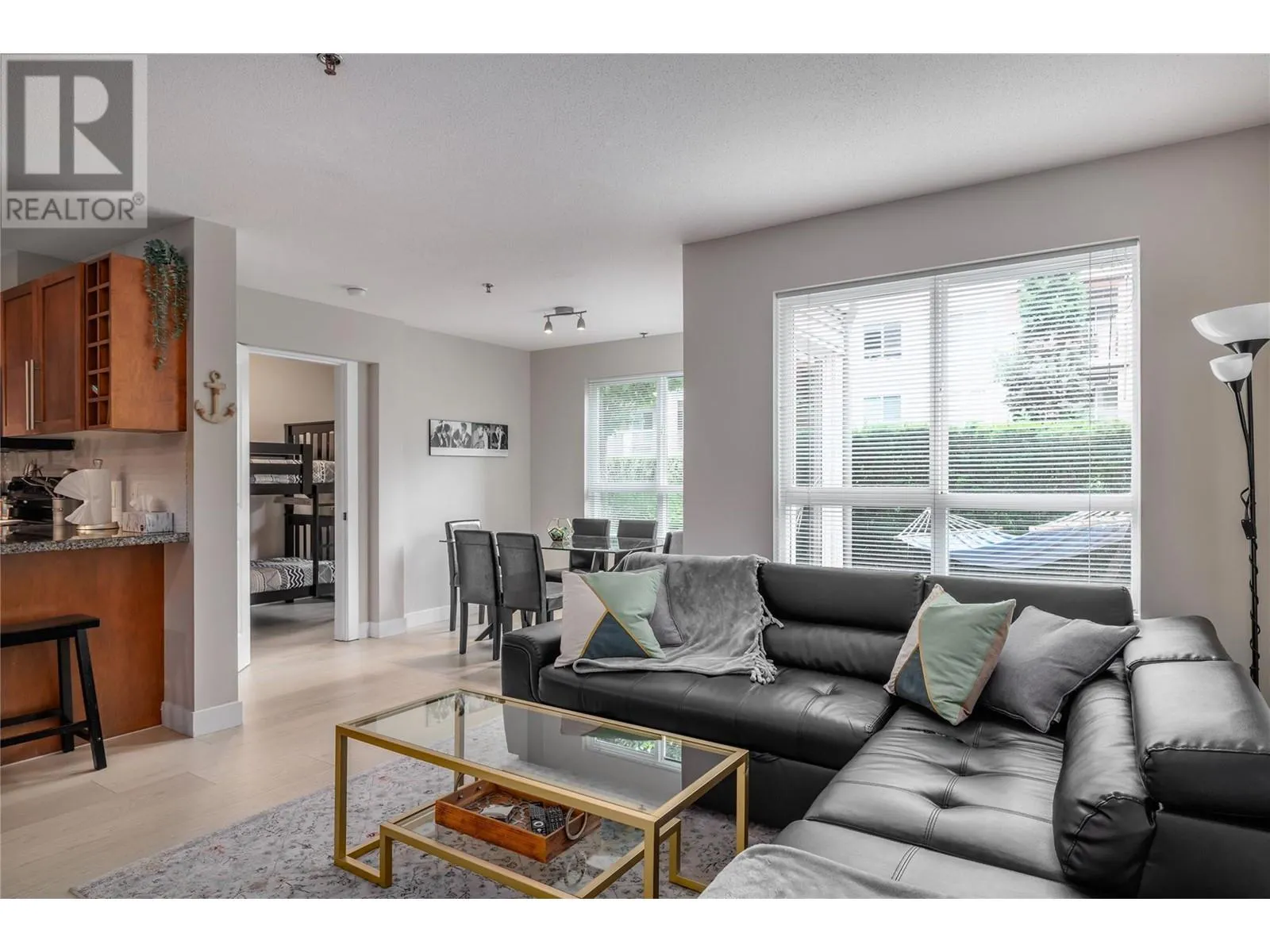 1093 Sunset Drive Unit# 105