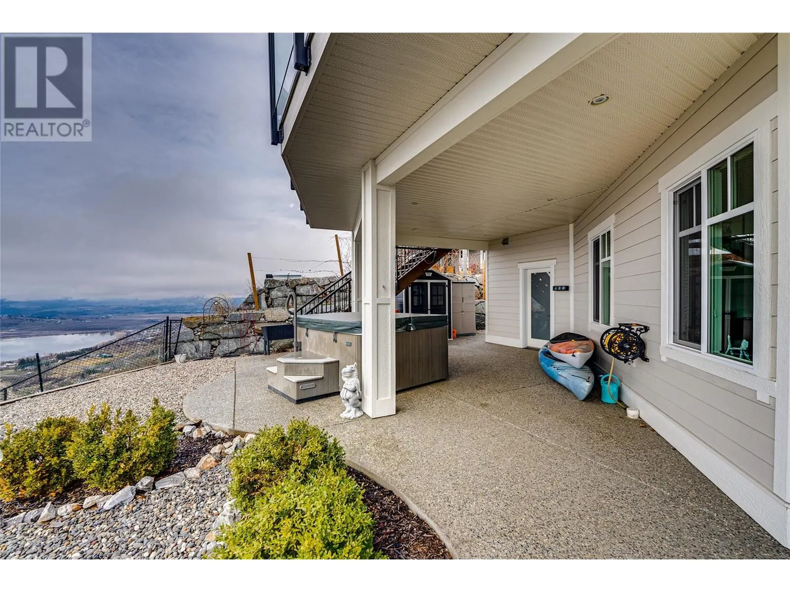 1548 Phoenix Drive