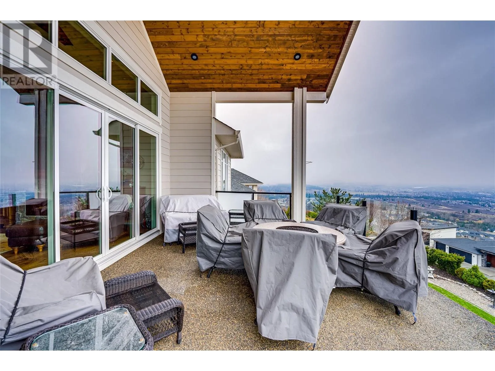 1548 Phoenix Drive