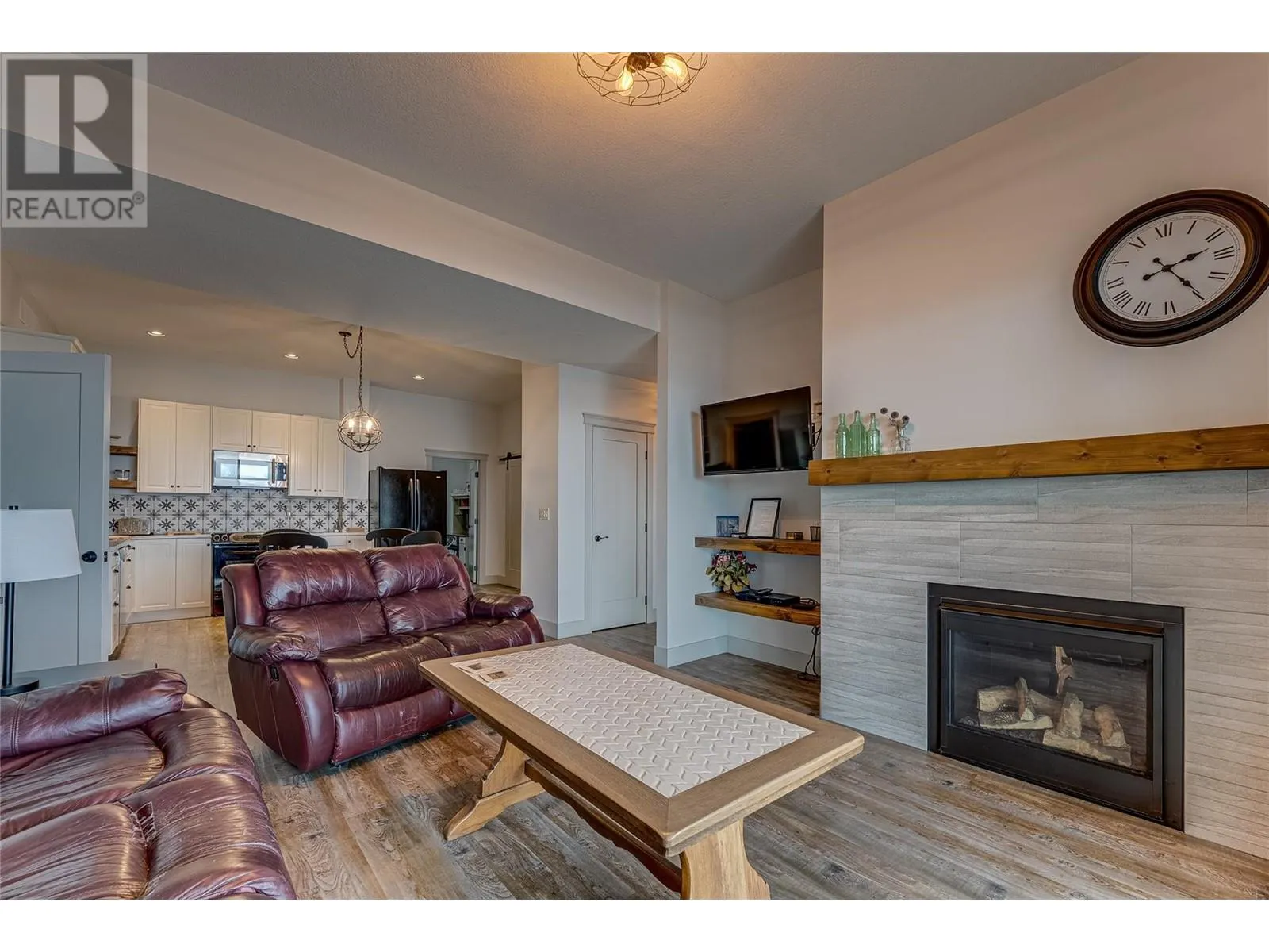 1548 Phoenix Drive