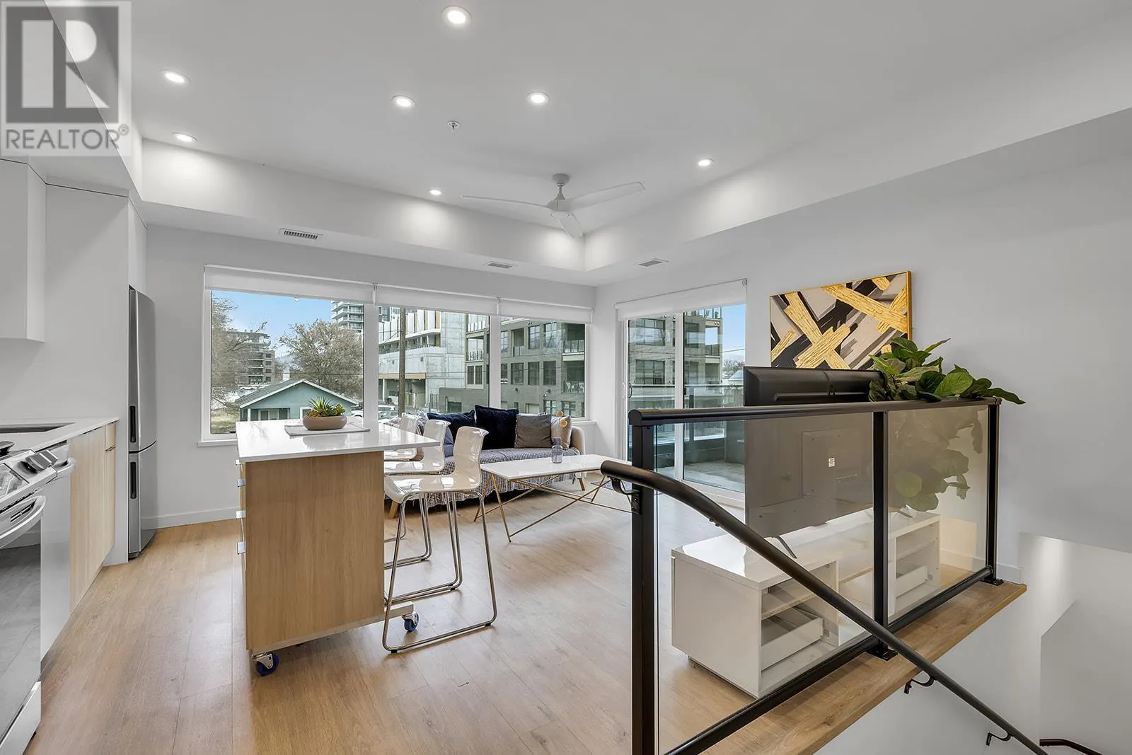 417 Cedar Avenue Unit# 201