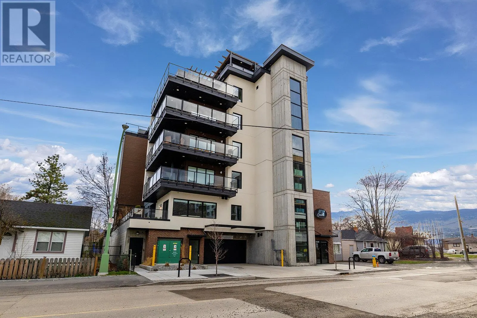 417 Cedar Avenue Unit# 201