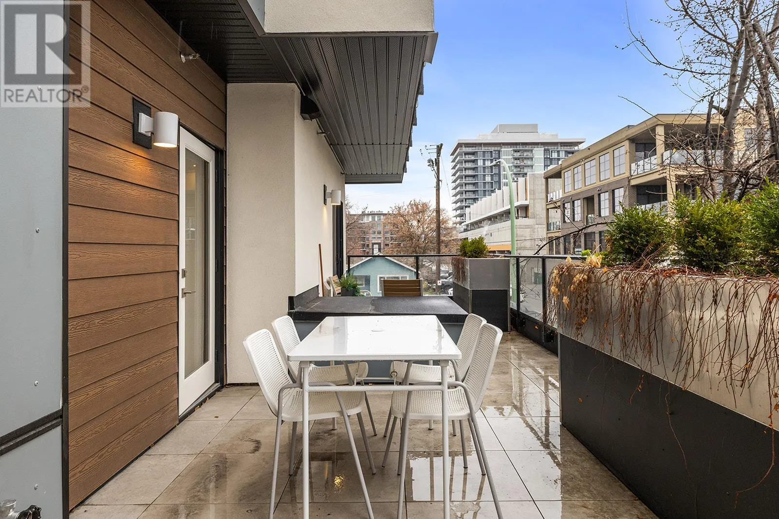 417 Cedar Avenue Unit# 201