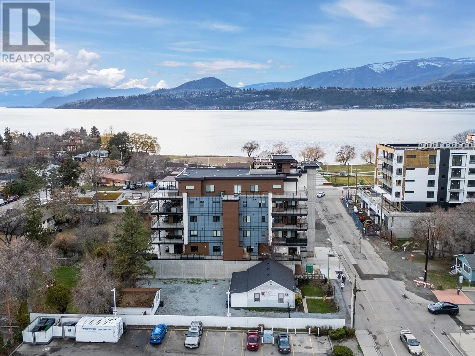 417 Cedar Avenue Unit# 201