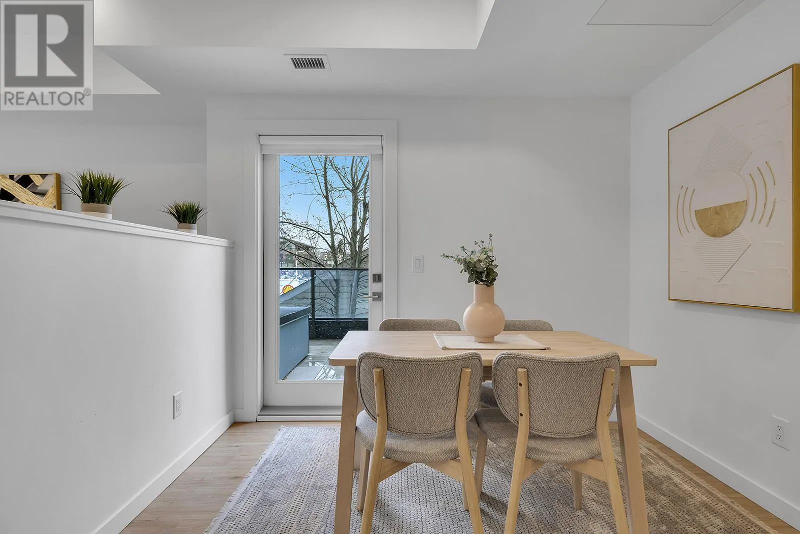 417 Cedar Avenue Unit# 201