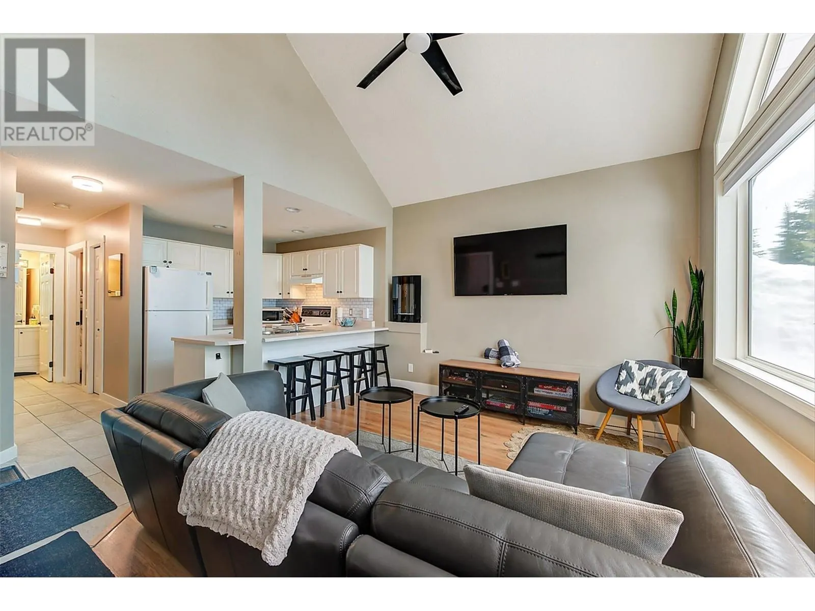 5977 Snow Pines Crescent Unit# 116D