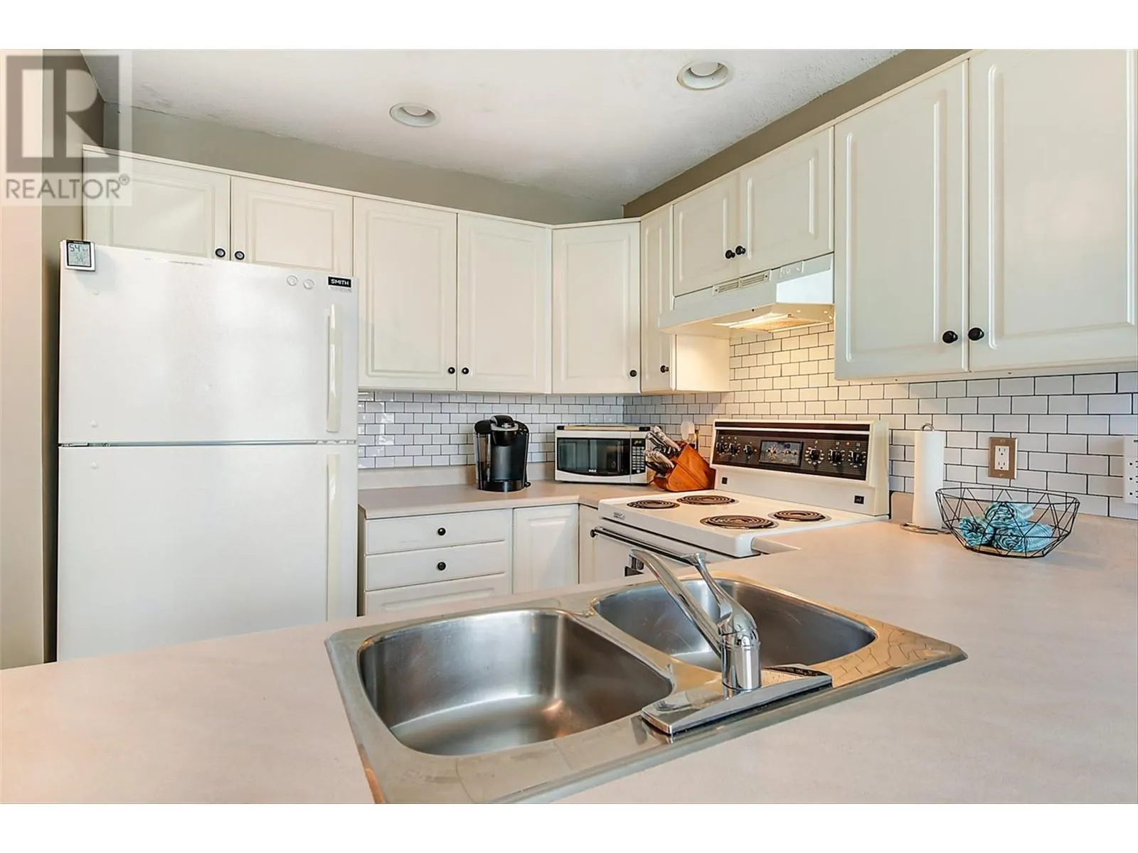 5977 Snow Pines Crescent Unit# 116D