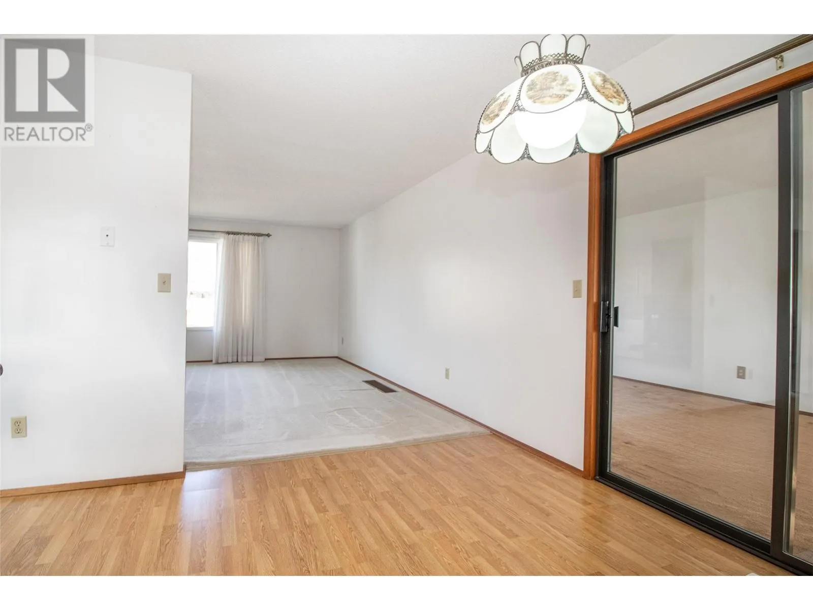 425 Burbank Court