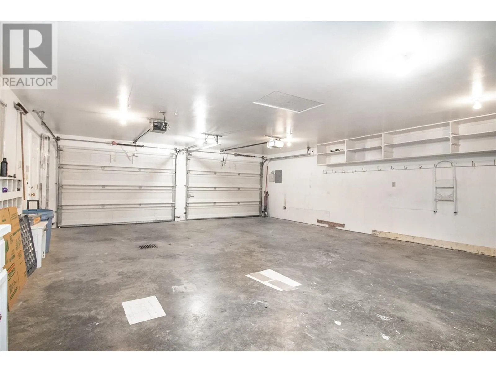 425 Burbank Court