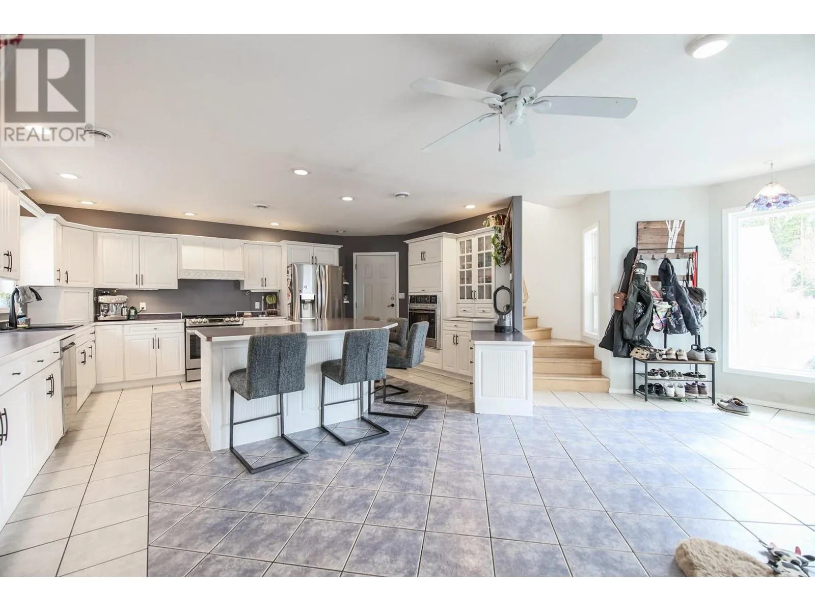 384 19 Road