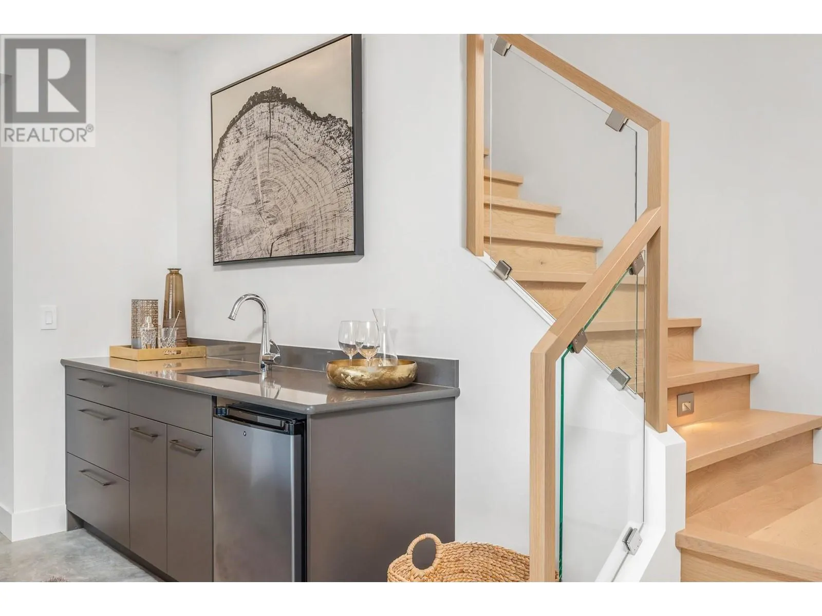 104 Silversage Lookout Court
