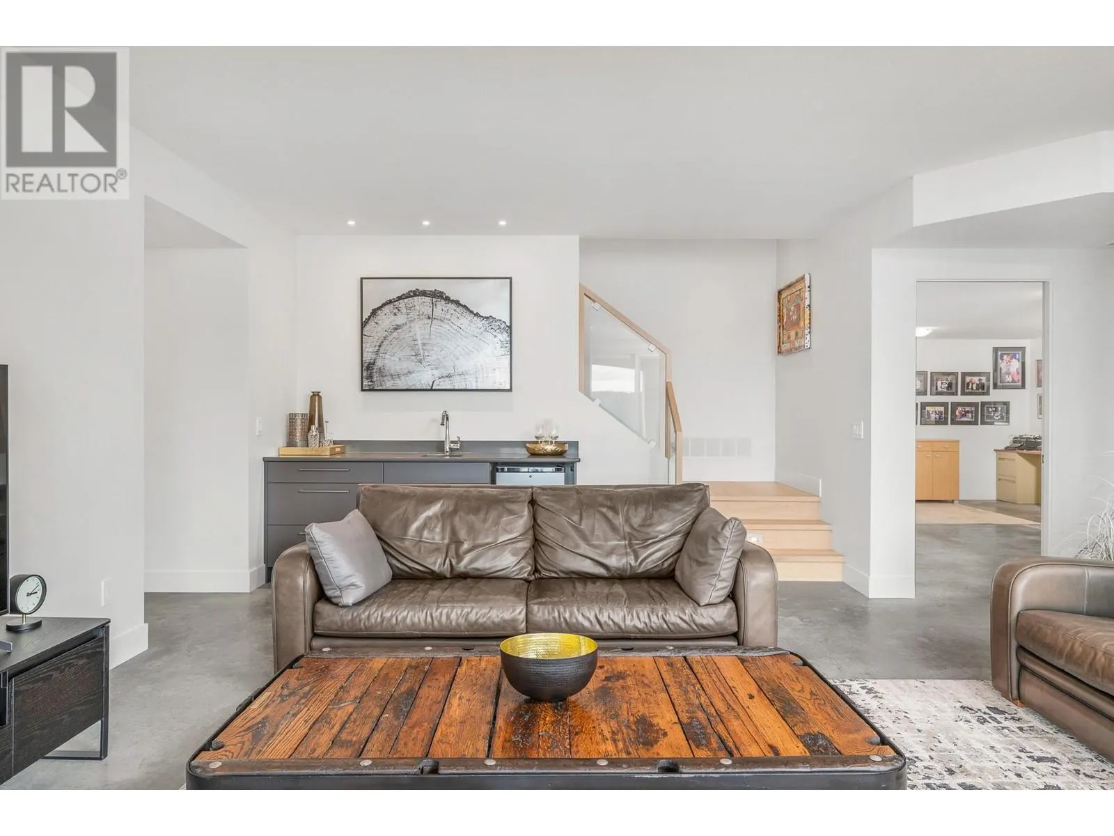 104 Silversage Lookout Court