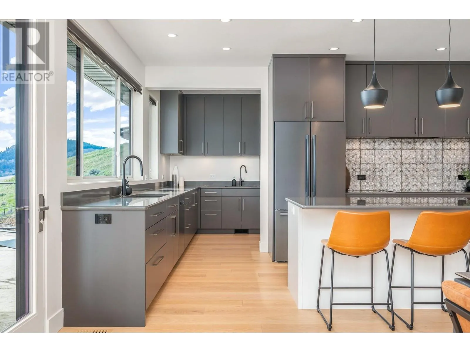 104 Silversage Lookout Court