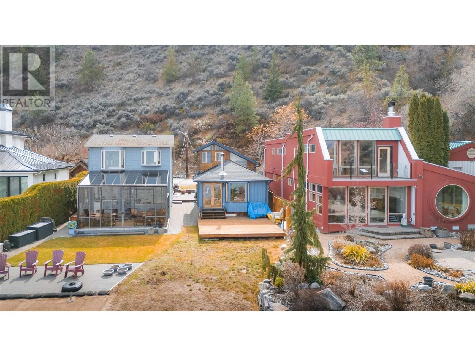 19279 Lakeshore Drive N