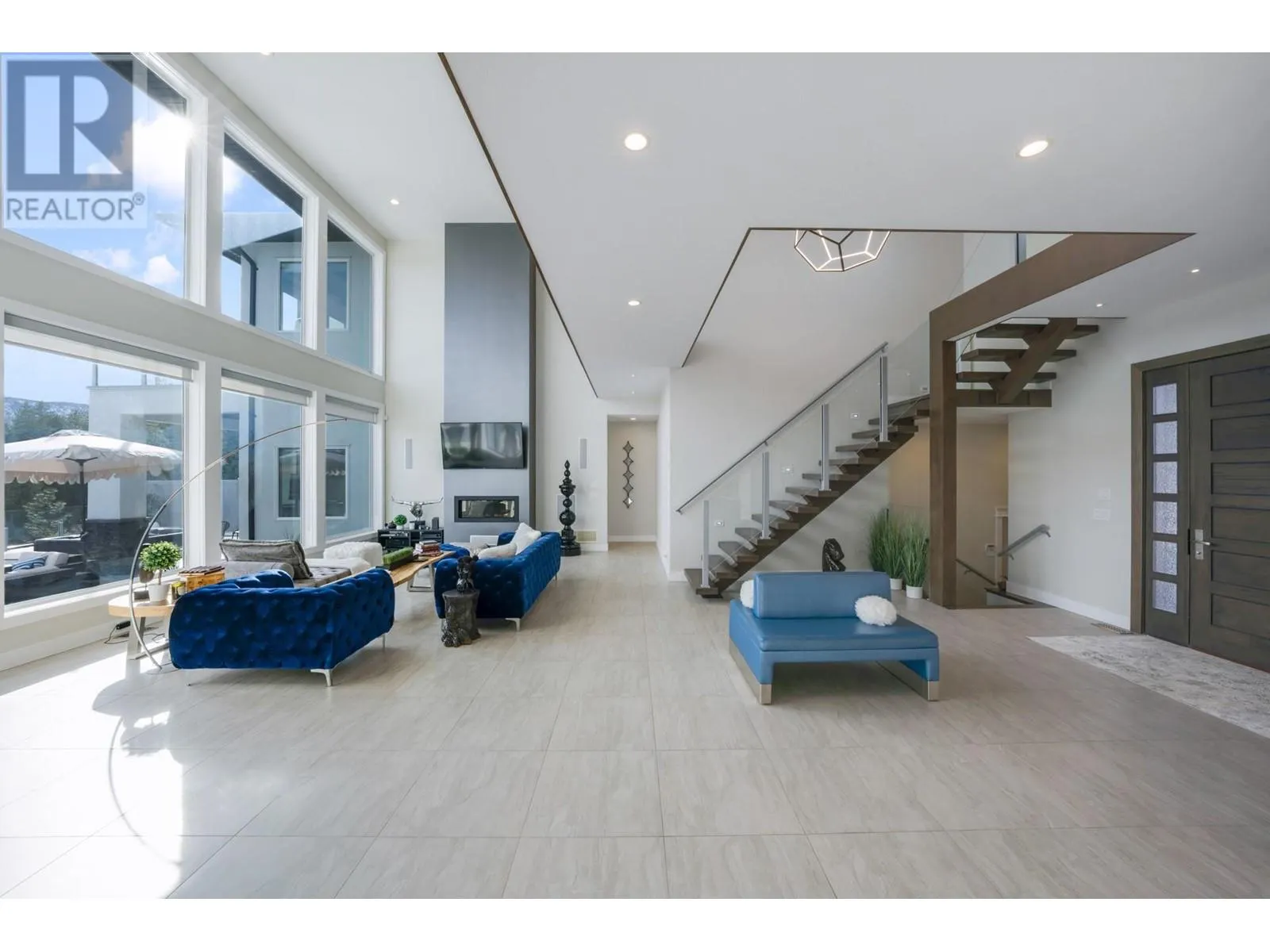 6025 Gerrie Road