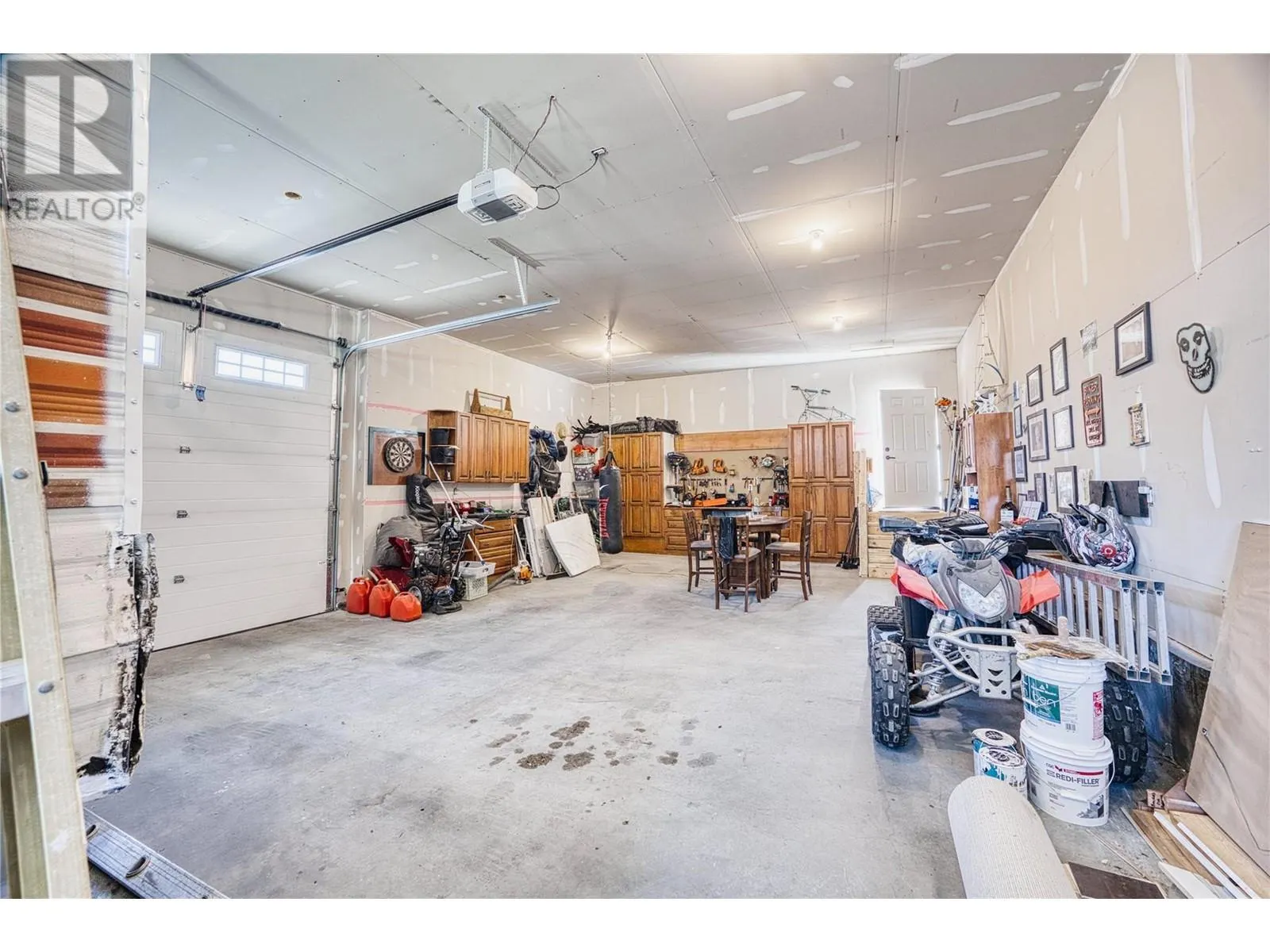 2340 Thacker Drive