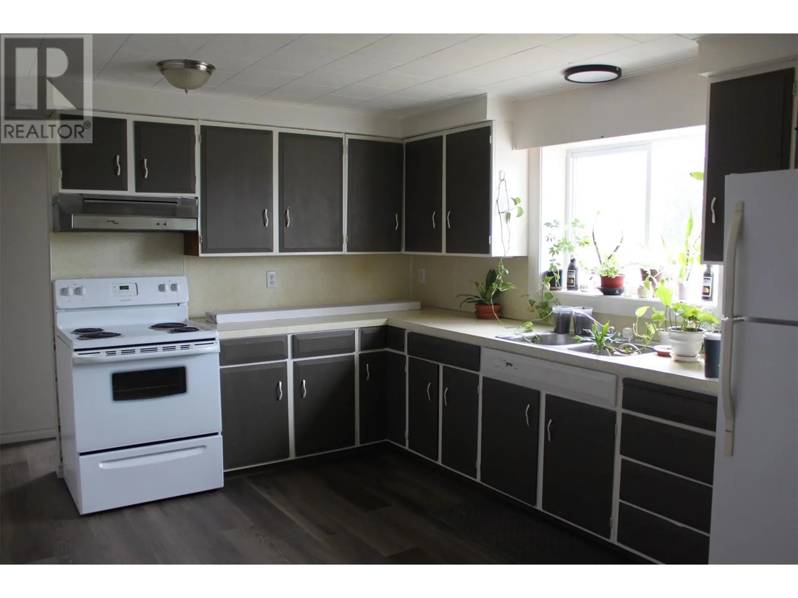 208 Nelson Avenue Unit# 1-4