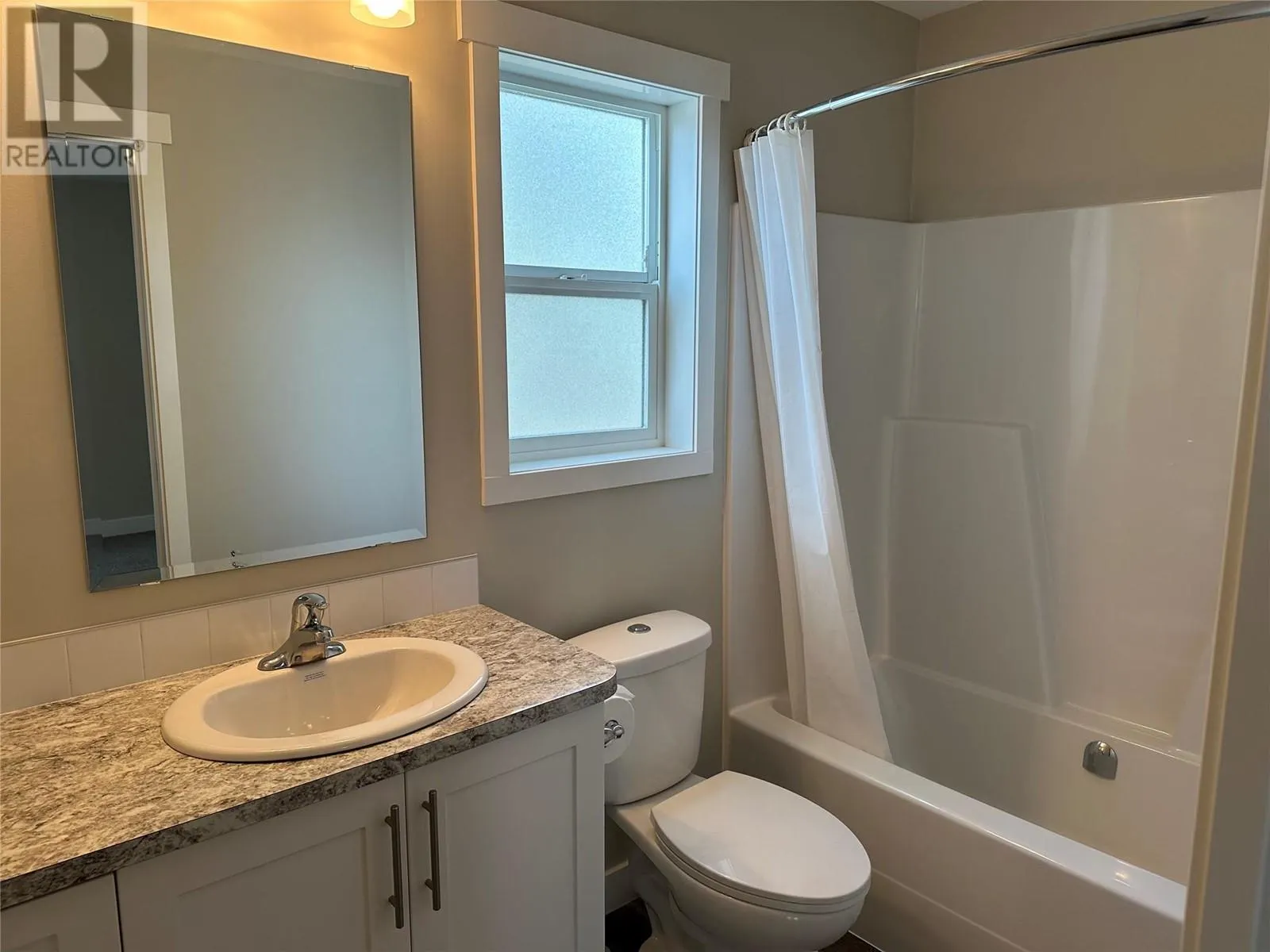 1302 Cedar Street Unit# 13