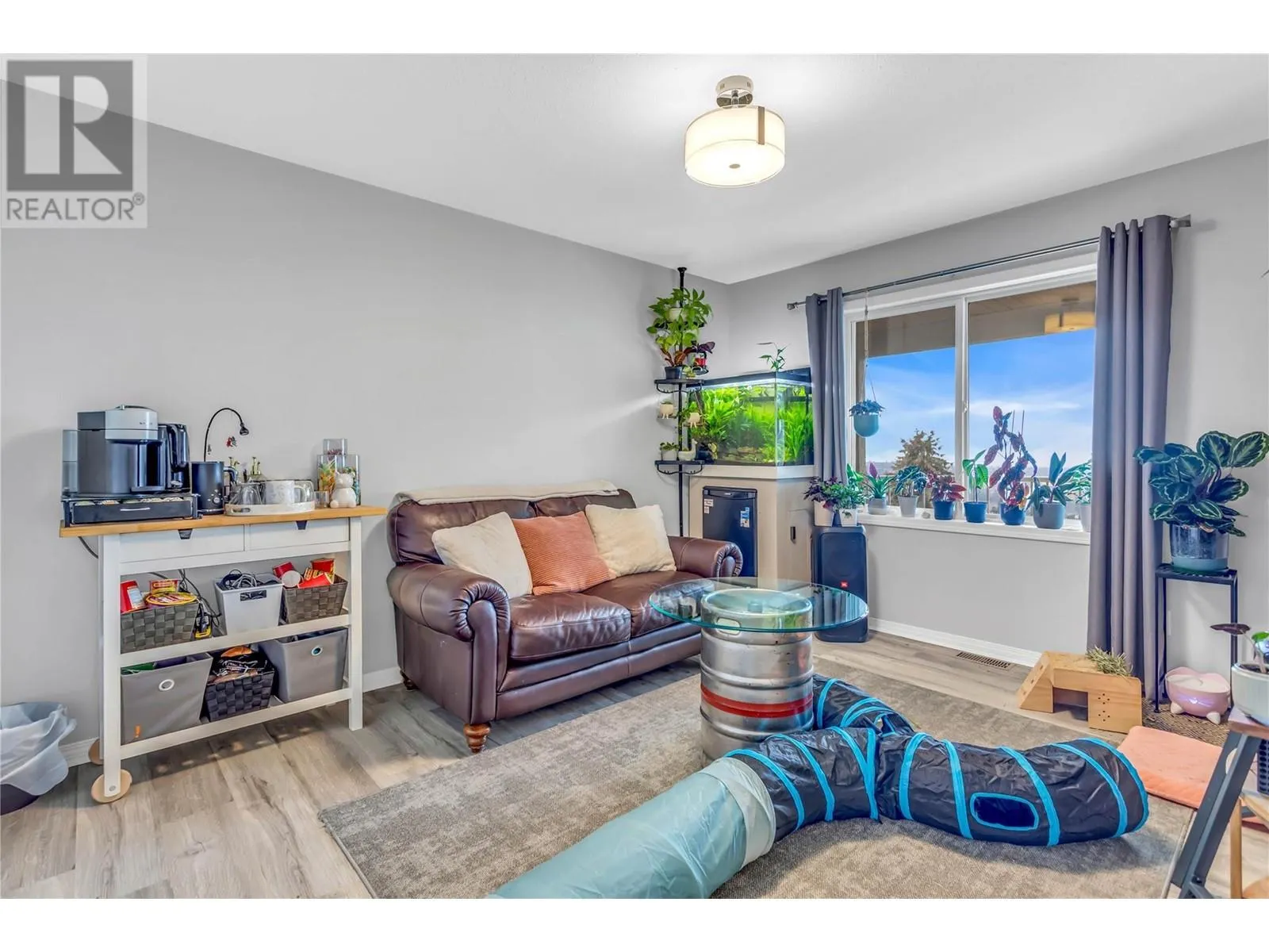 880 Ackerman Court