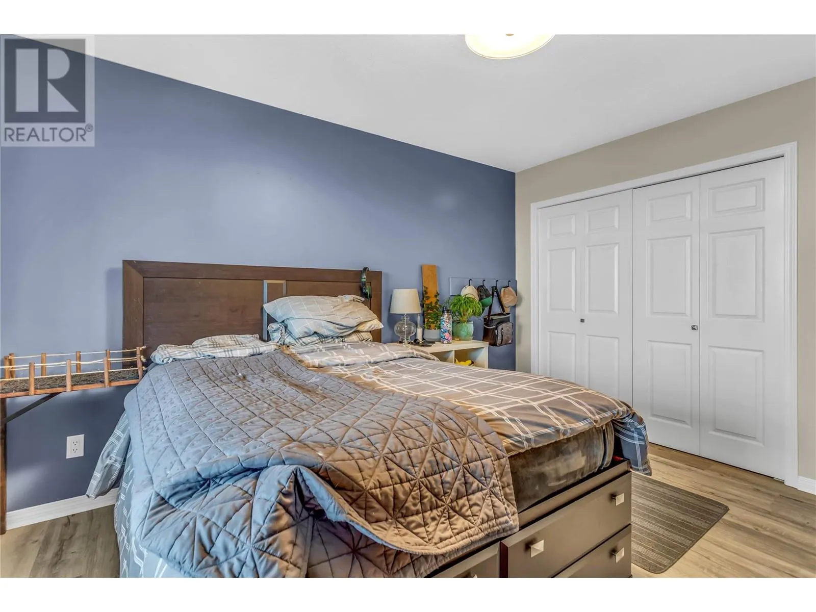 880 Ackerman Court
