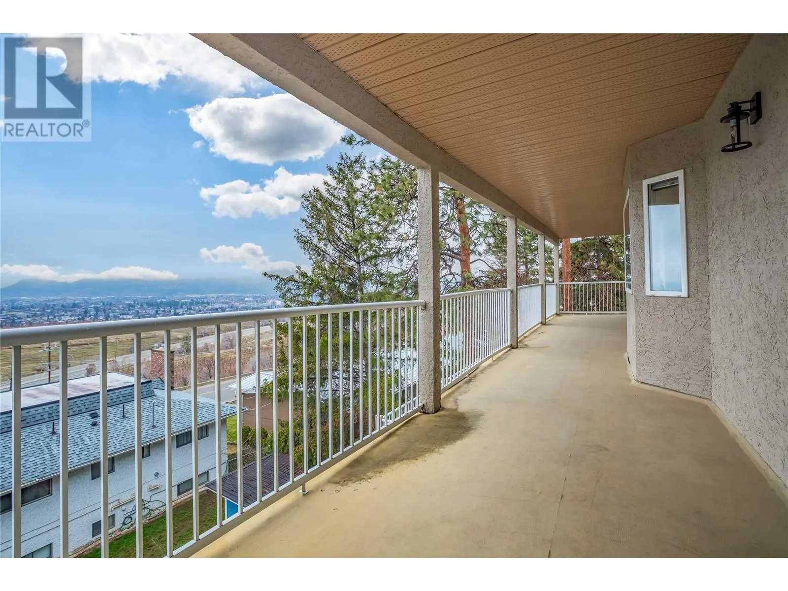 880 Ackerman Court