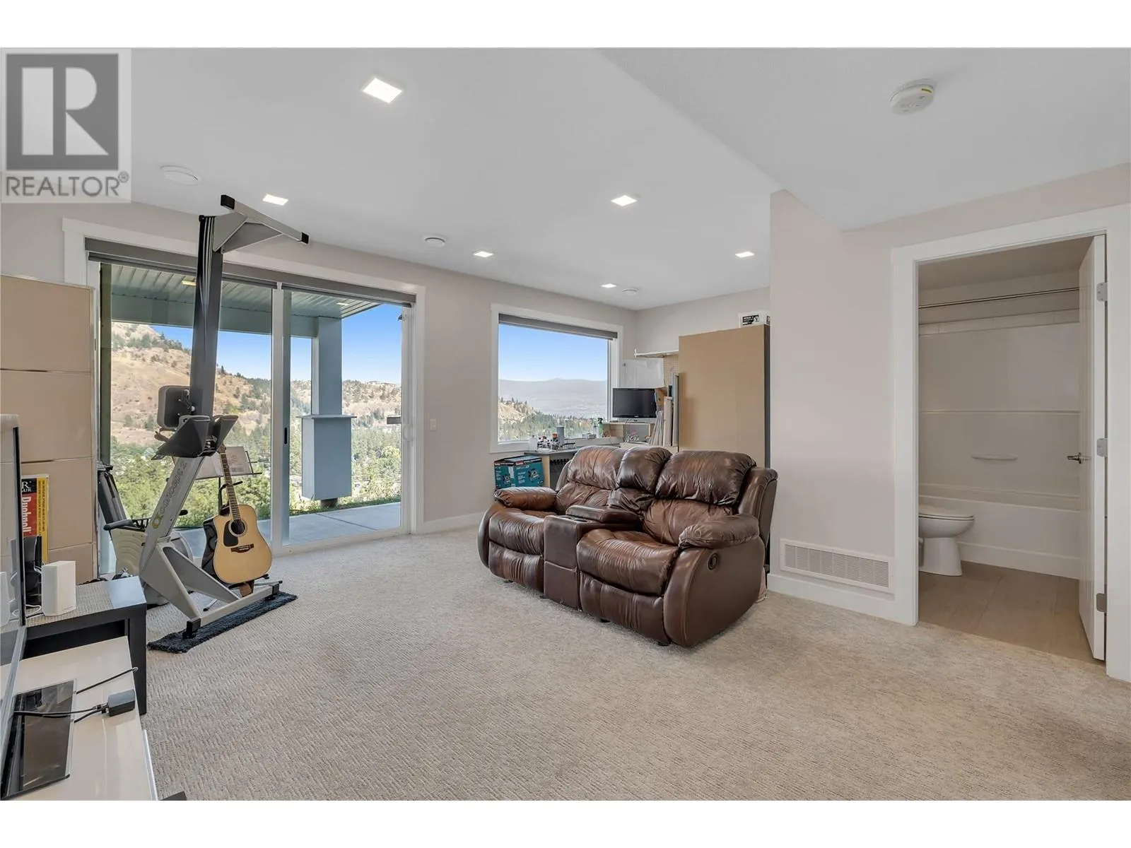 2963 Ensign Lane