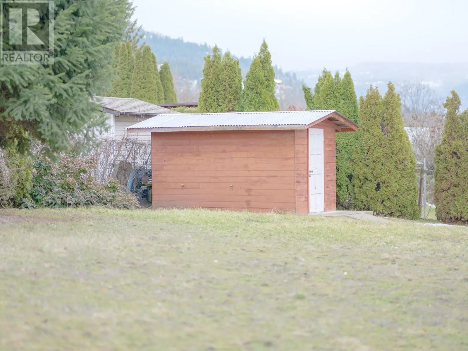 5715 Richards Crescent