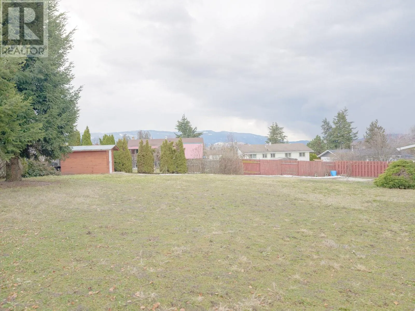5715 Richards Crescent