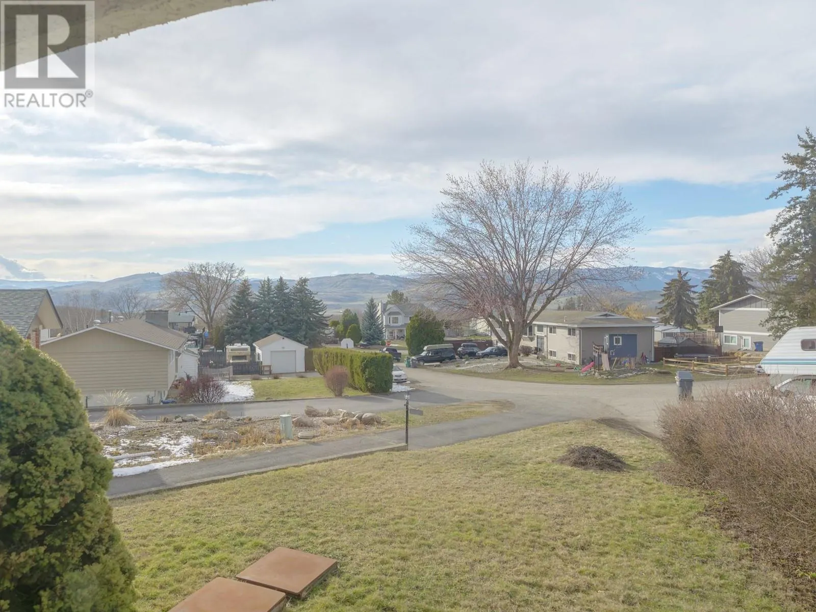 5715 Richards Crescent