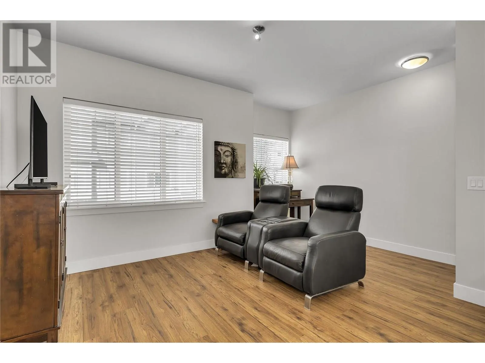 600 Sherwood Road Unit# 55