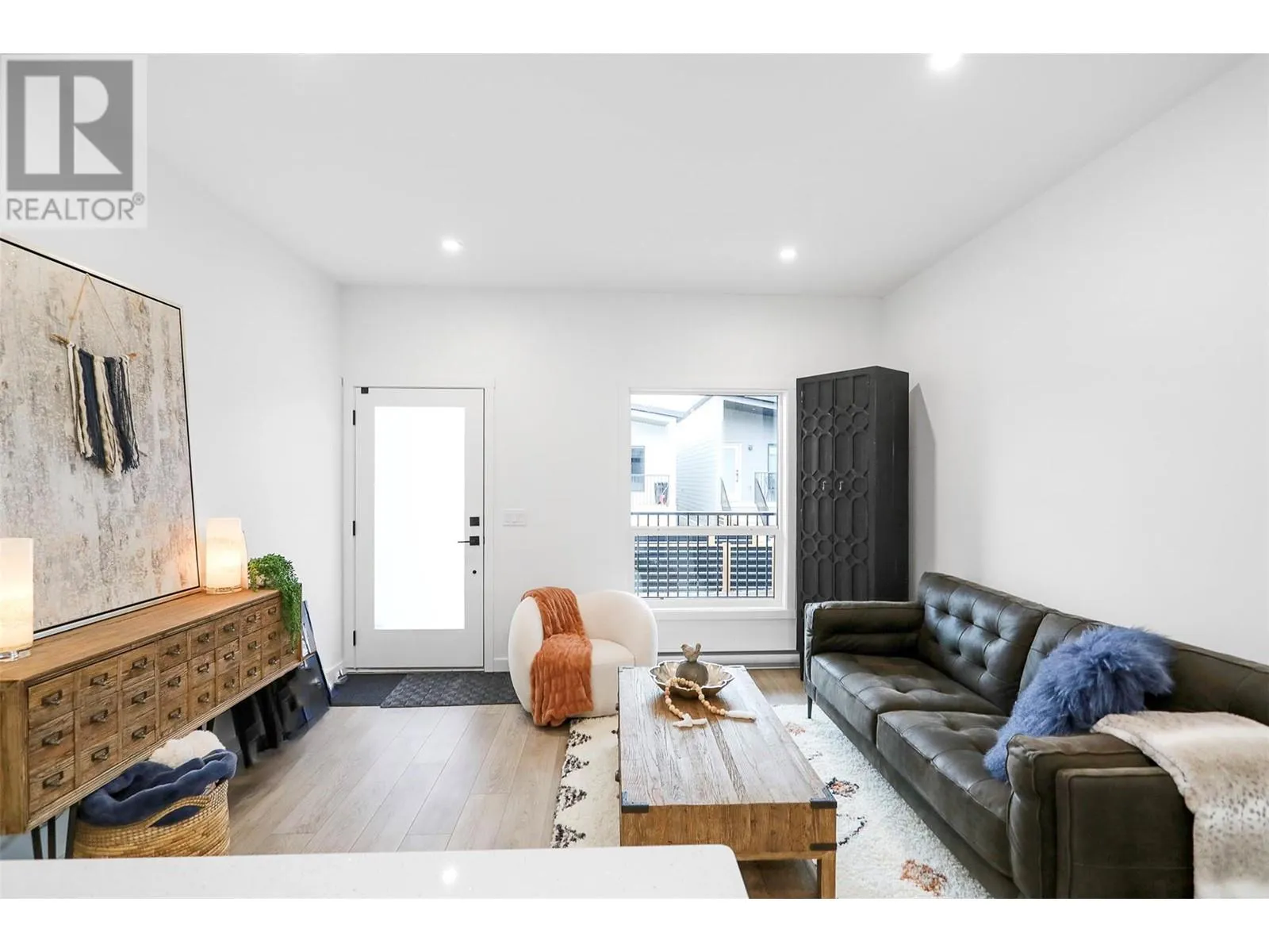 12204 Westside Road Unit# 207a