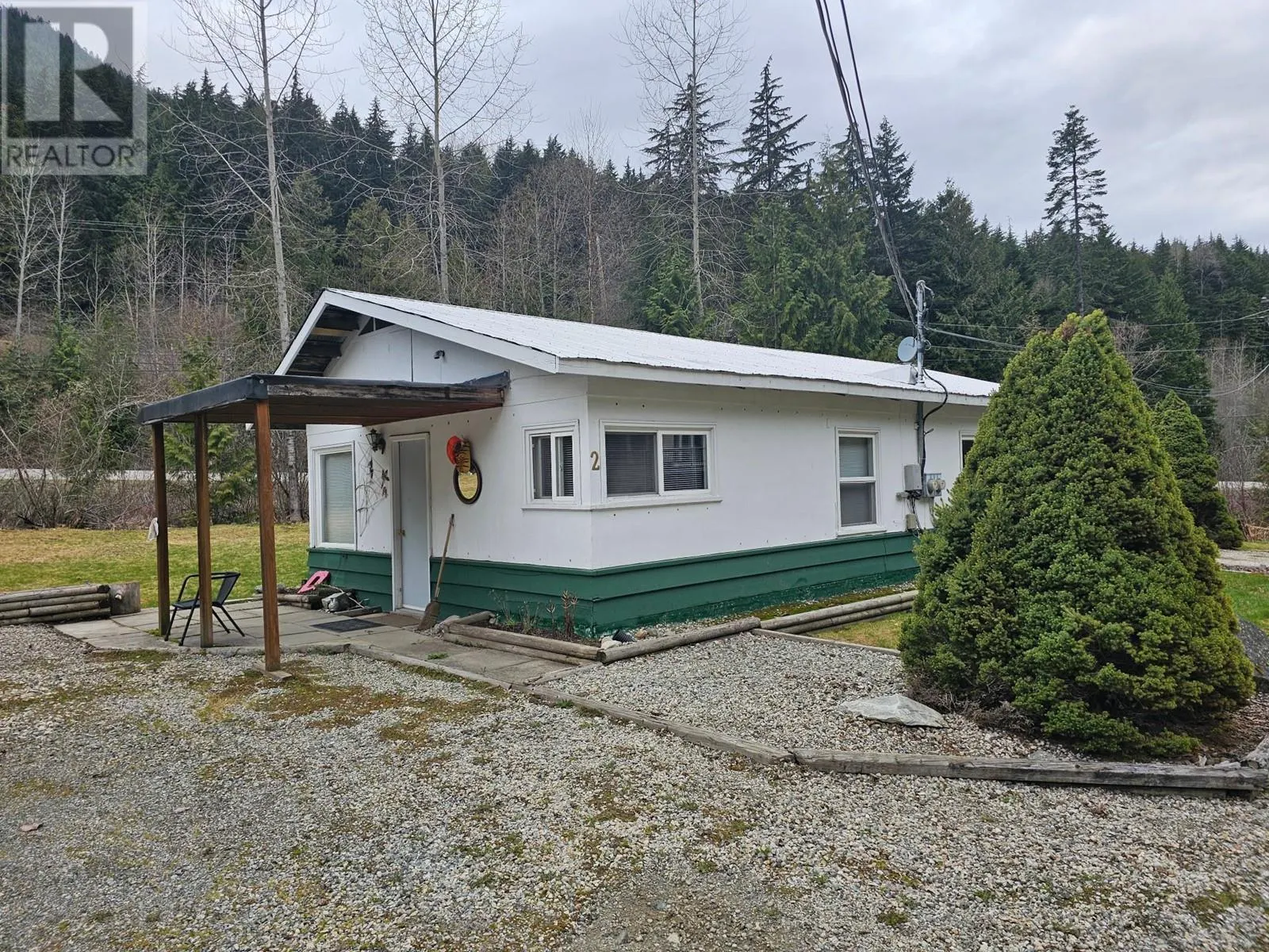 3433 6 Highway