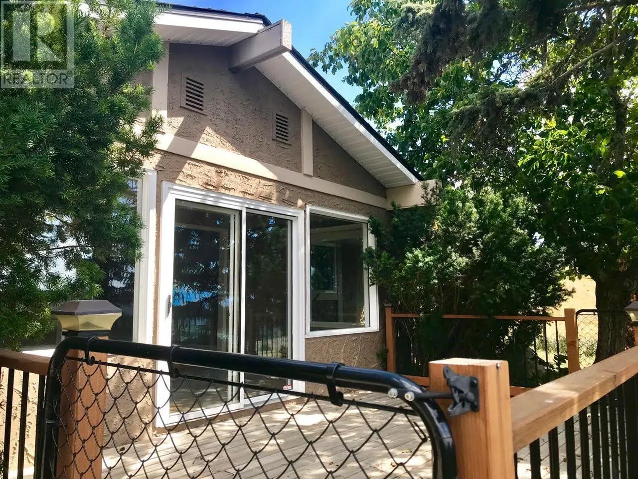 2879 Highway 33 E