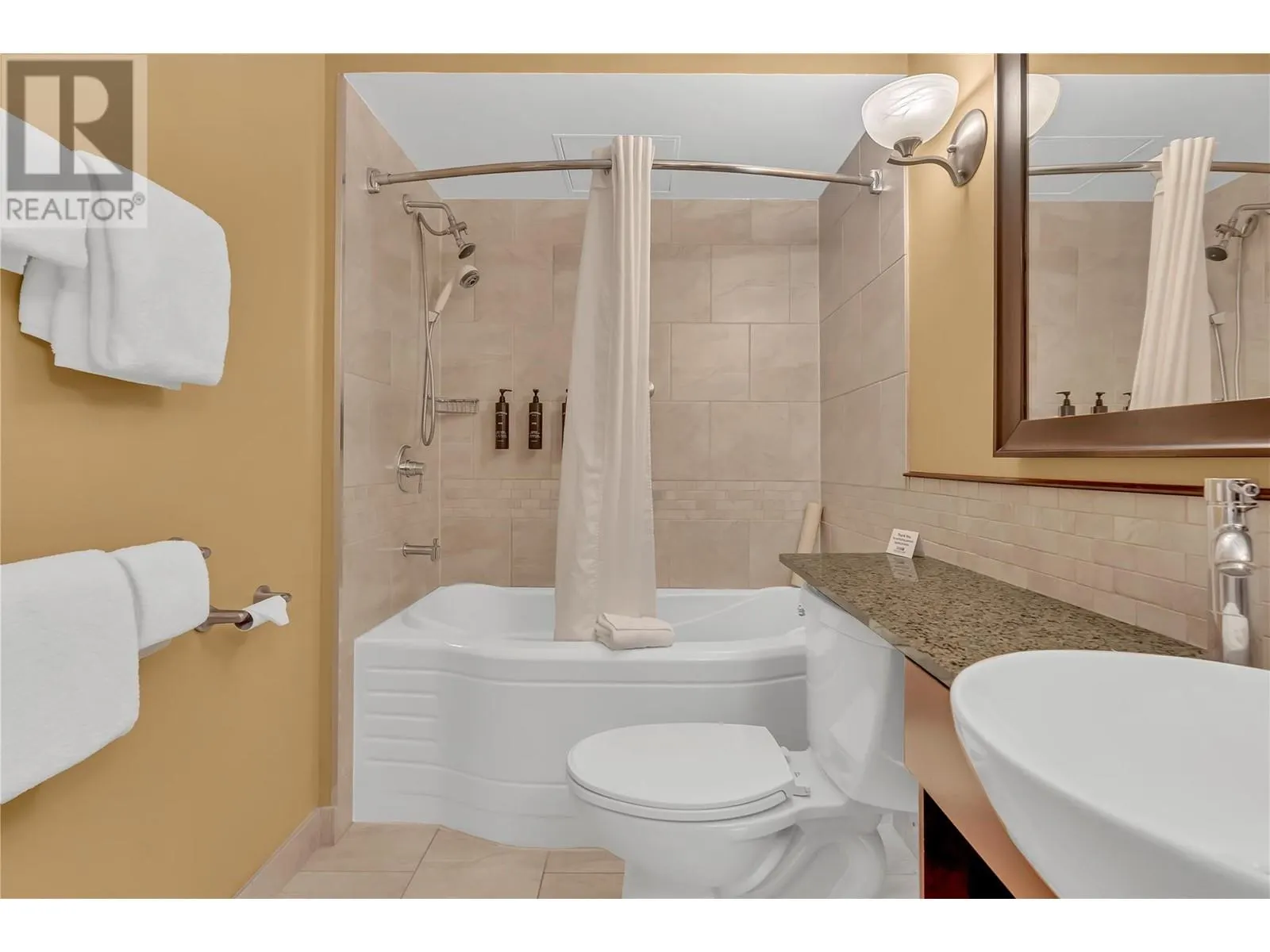 12811 Lakeshore Drive South Unit# 631
