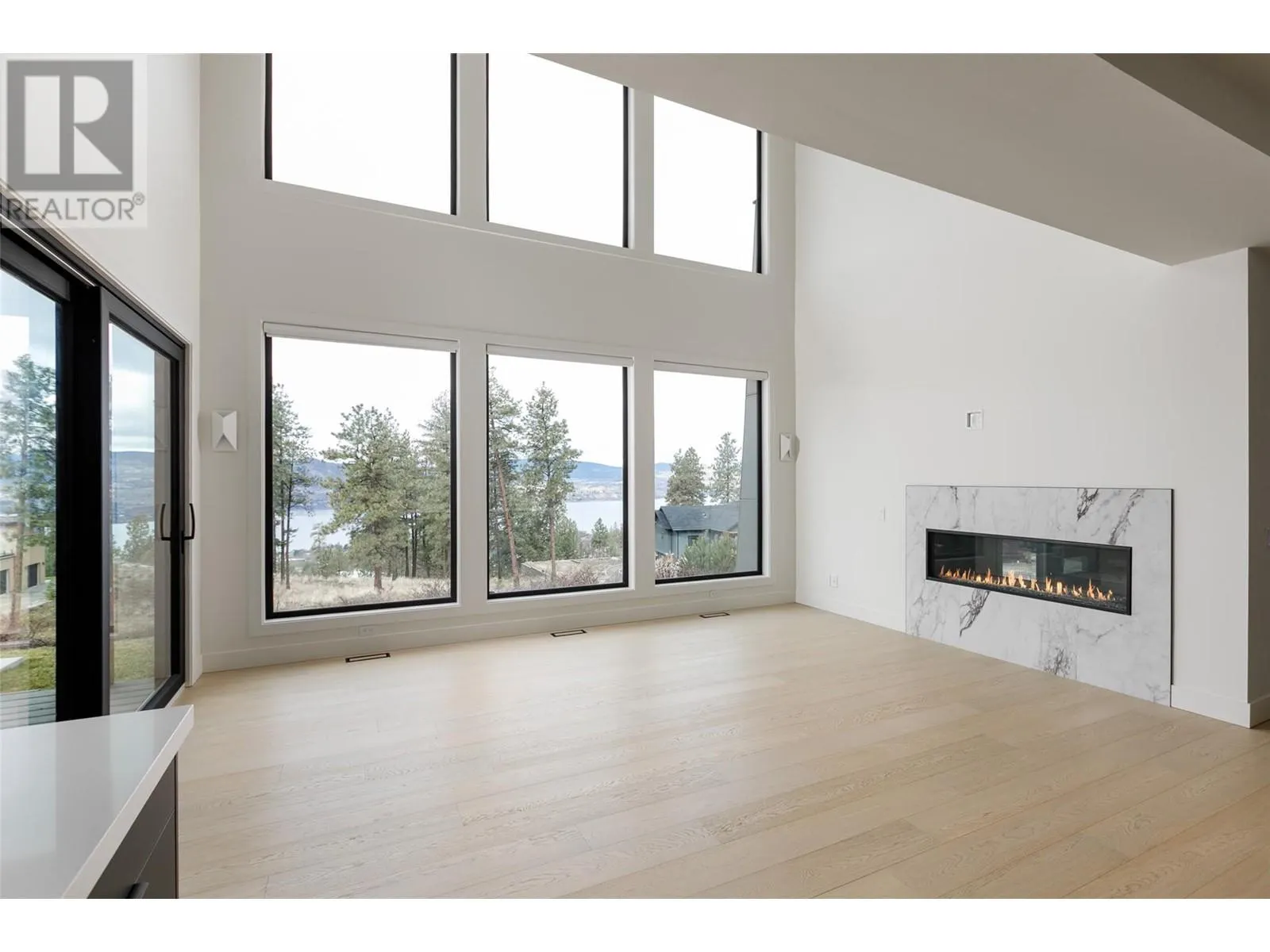 130 Flagstone Rise