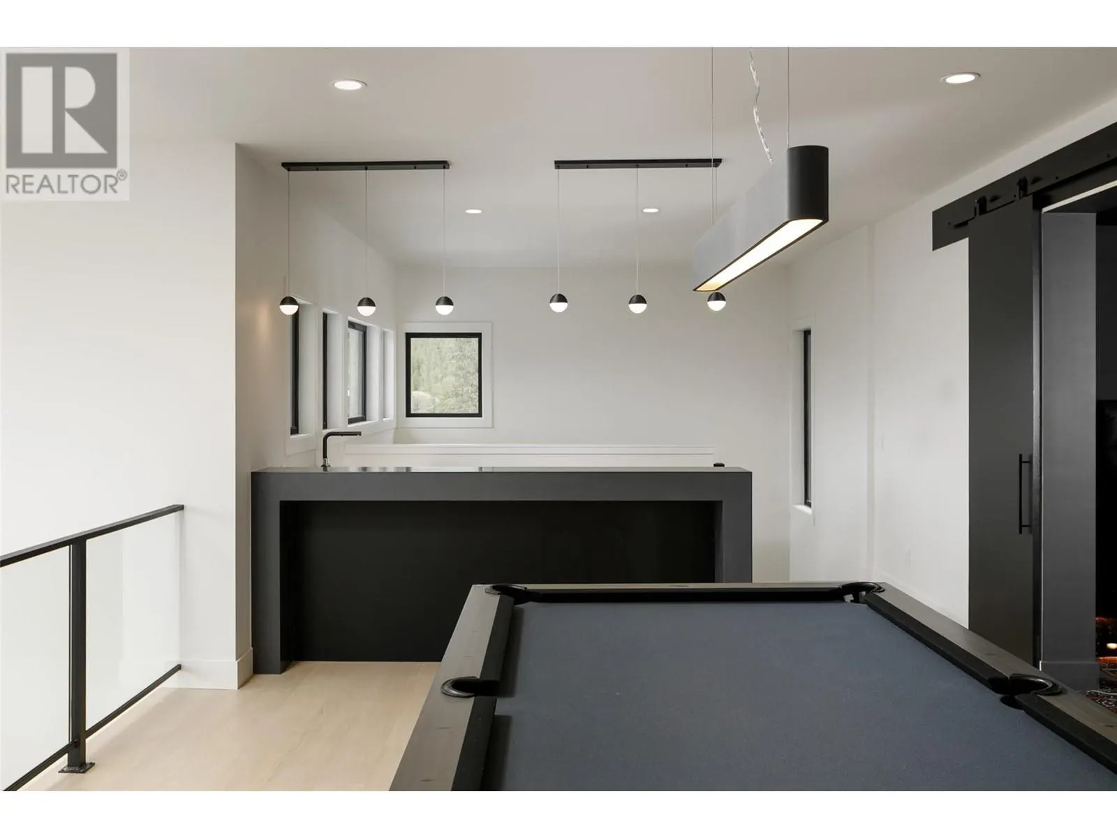 130 Flagstone Rise