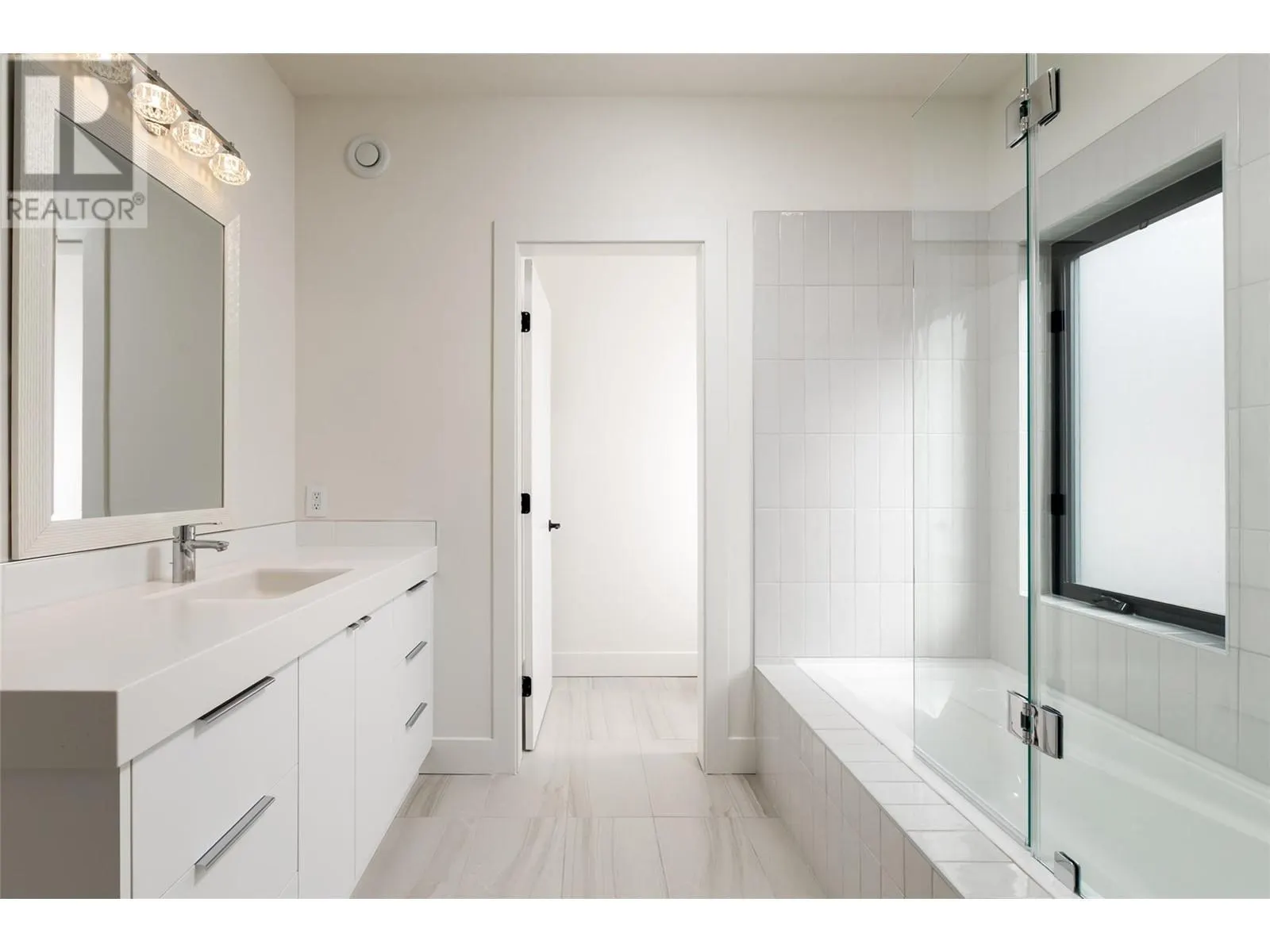 130 Flagstone Rise