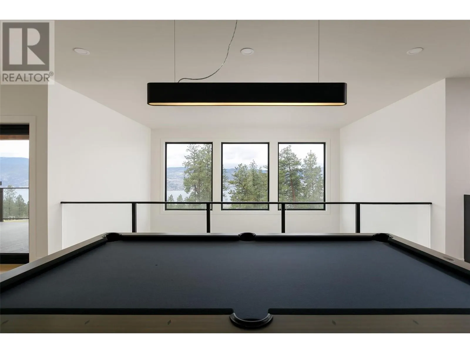 130 Flagstone Rise