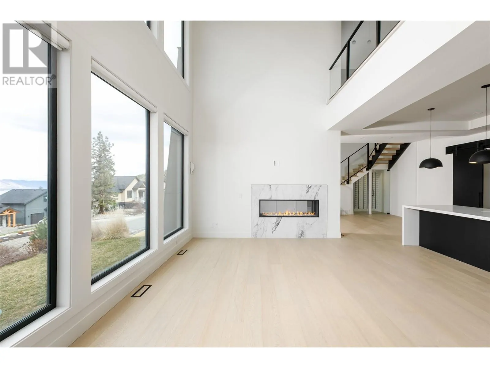 130 Flagstone Rise
