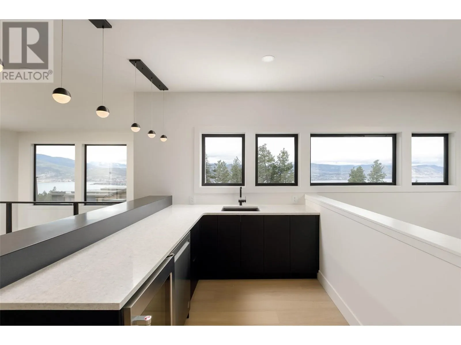 130 Flagstone Rise