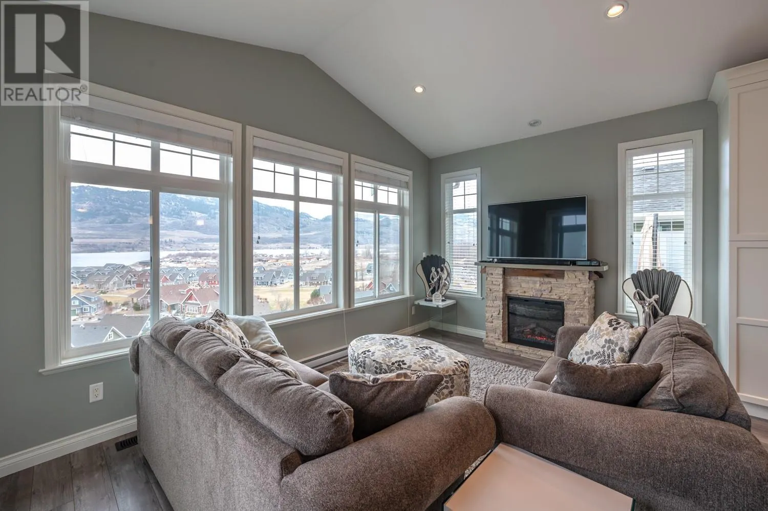2450 RADIO TOWER Road Unit# 182