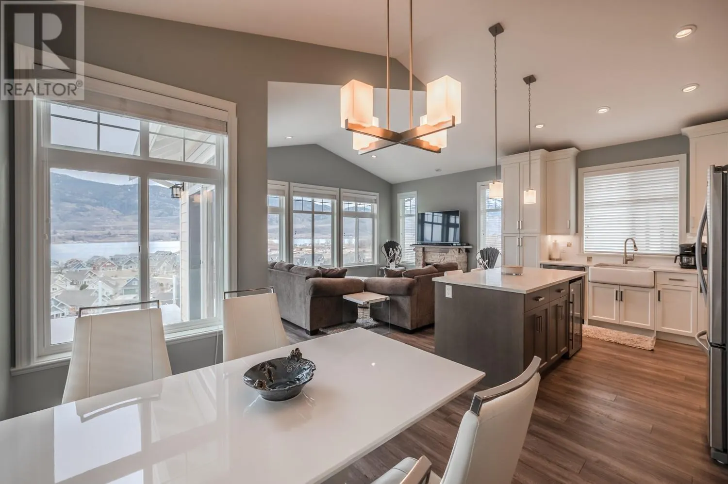2450 RADIO TOWER Road Unit# 182