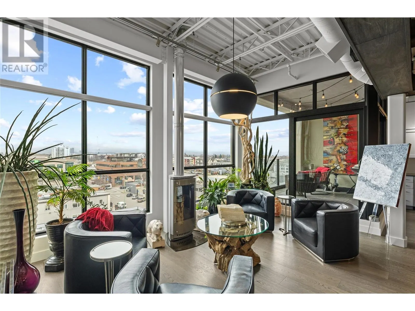 1630 Pandosy Street Unit# 605