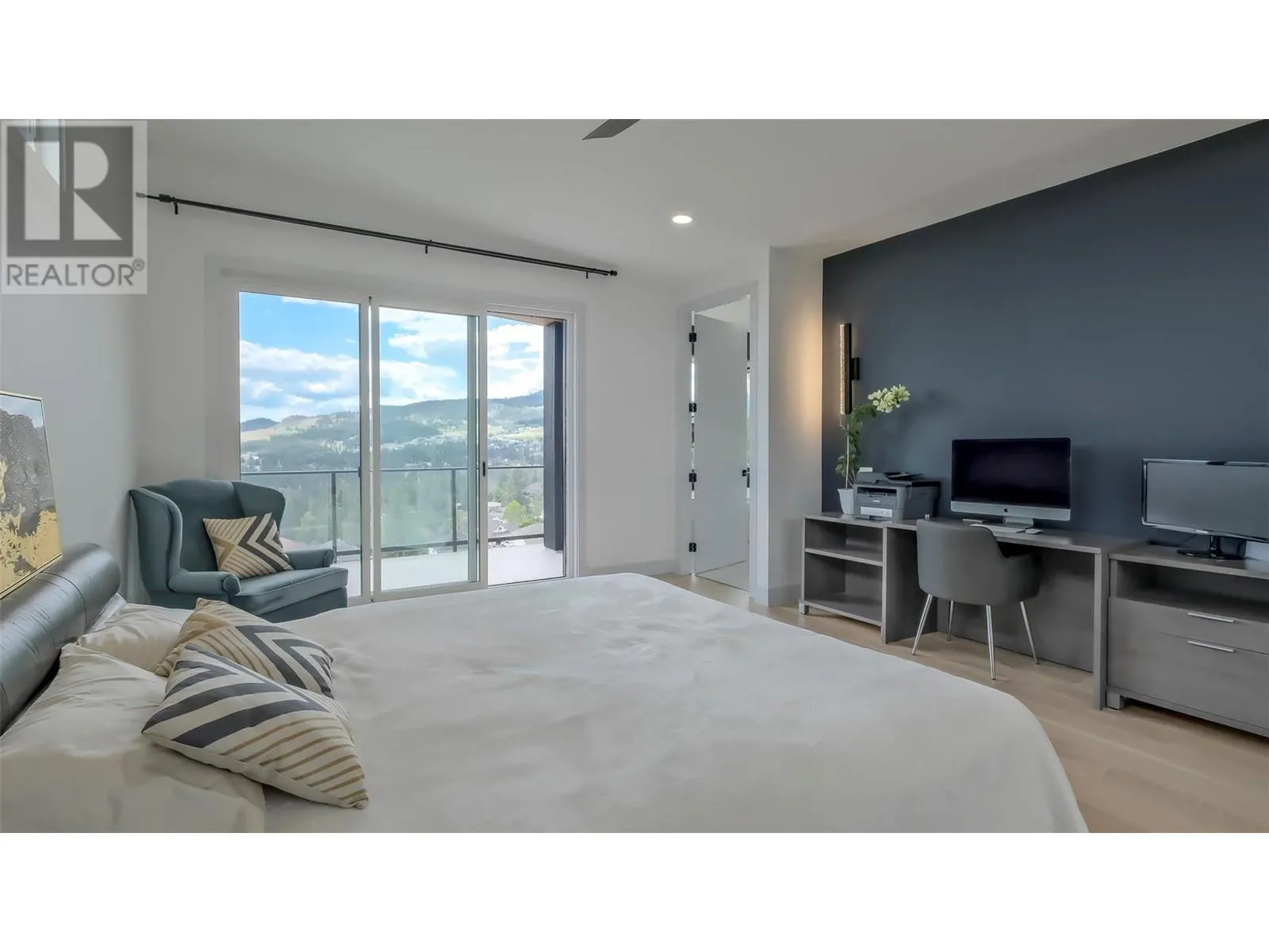 2863 Copper Ridge Drive